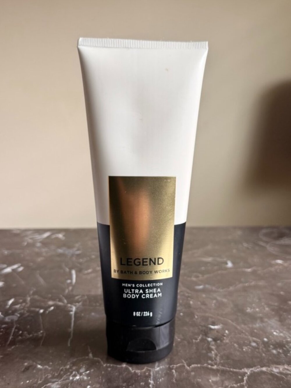 Bath and body works - LEGEND MEN'S BODY CREAM - RARE AND DISCONTINUED